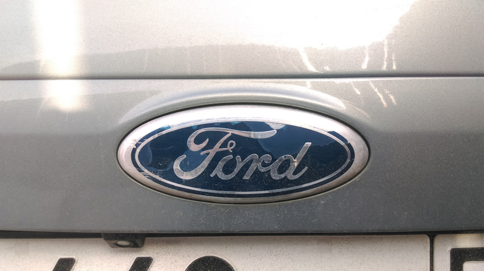 Устранение косяков ч.2. Замена эмблемы Ford — Ford Mondeo IV, 2 л, 2008 ...