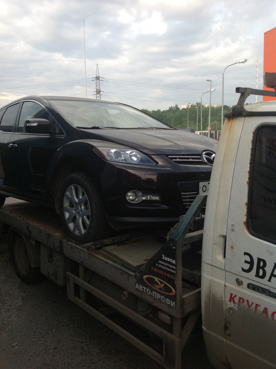 течь бензина — Mazda CX-7, 2,3 л, 2008 года | поломка | DRIVE2