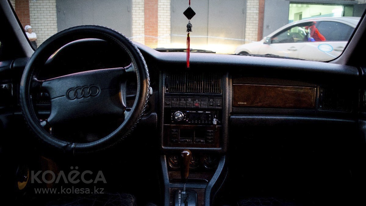 Audi 80 (B4) 2.8 бензиновый 1995 | Заряженная какая-то... ) на DRIVE2