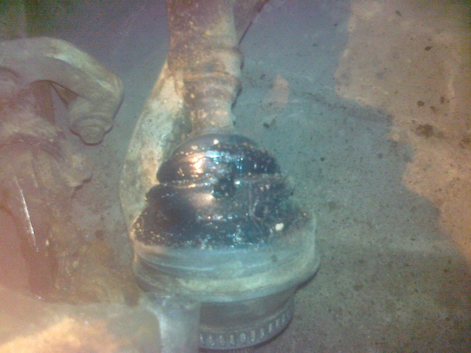 снятие ШРУСа — Volkswagen Passat B5, 1,9 л, 1999 года | своими руками ...