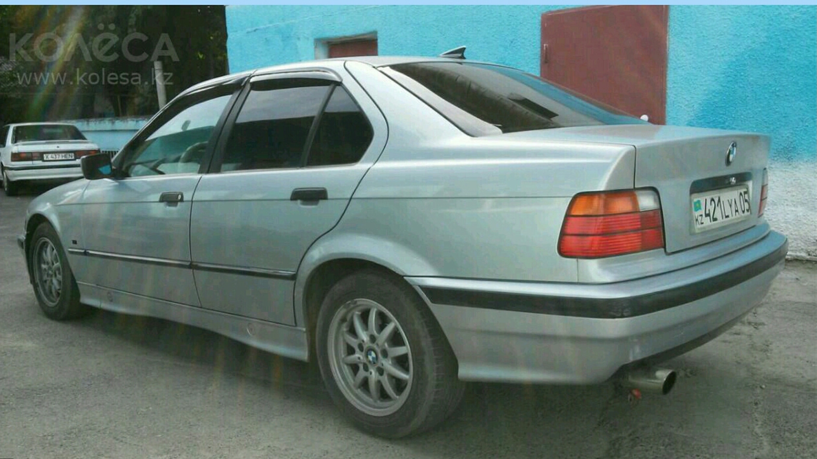 BMW 3 series (E36) 2.0 бензиновый 1993 | Седан, автомат, 2 л. на DRIVE2