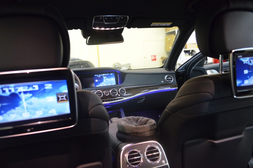 Установка цифрового телевидения в Mercedes W222 — autodop.club на DRIVE2