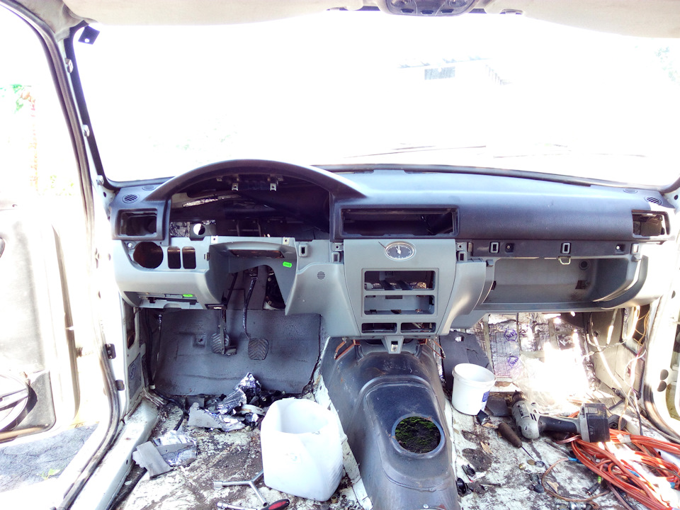 панель 3 — ГАЗ 3110