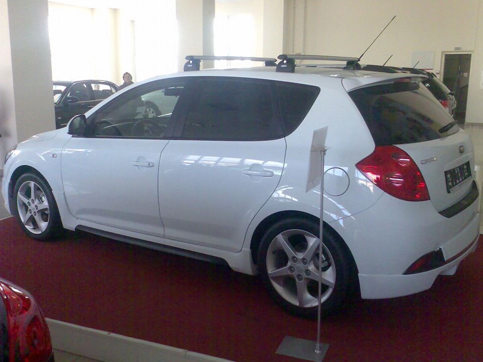 Kia Ceed 2010 антихром