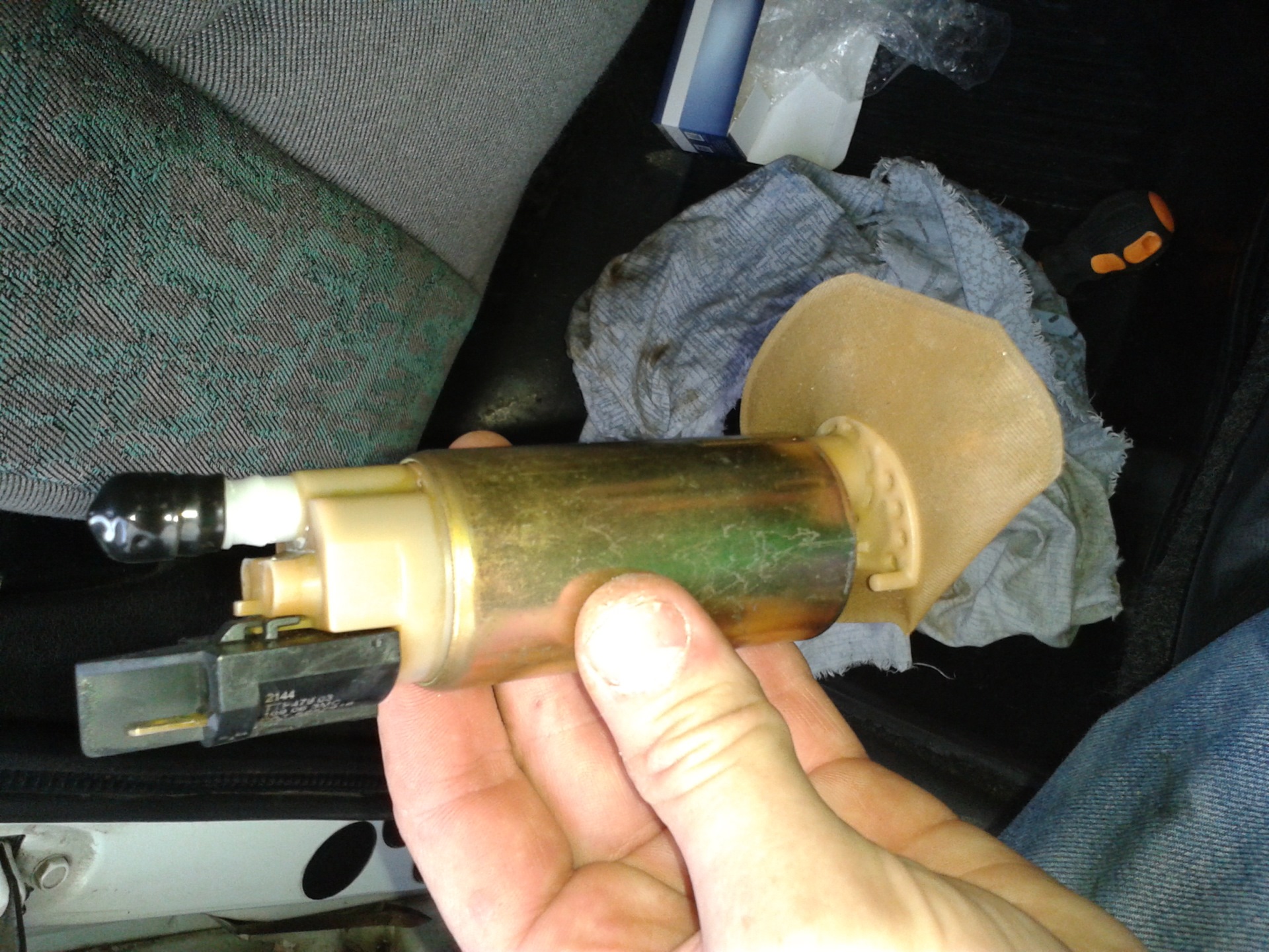 0 литра. бензин бензо. 0 бензин. заглушка бензонасоса инжекторной нивы. 6.