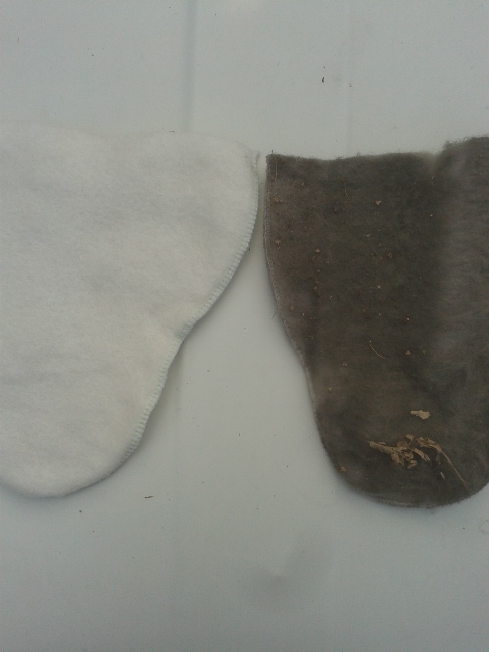 Попробовал УАЗовский фильтр. Фильтрует так себе. Но очень дешёвый и очень легко меняется. Сверху его засунул и всё. — Lada 2106