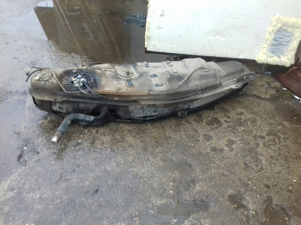 Фото в бортжурнале Mitsubishi Montero III (V60)