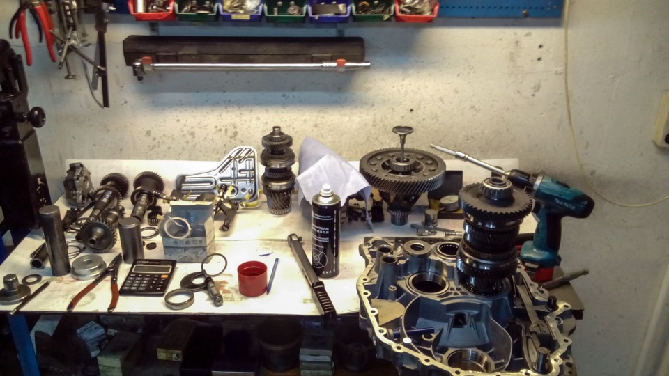 Все отчищено, все валы в порядке, все цело. Начинаем собирать — Volkswagen Passat Alltrack (B7)