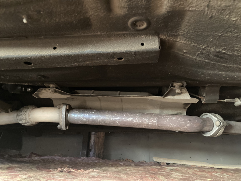 Проставка вместо катализатора — Lada 210740, 1,6 л, 2012 года ...