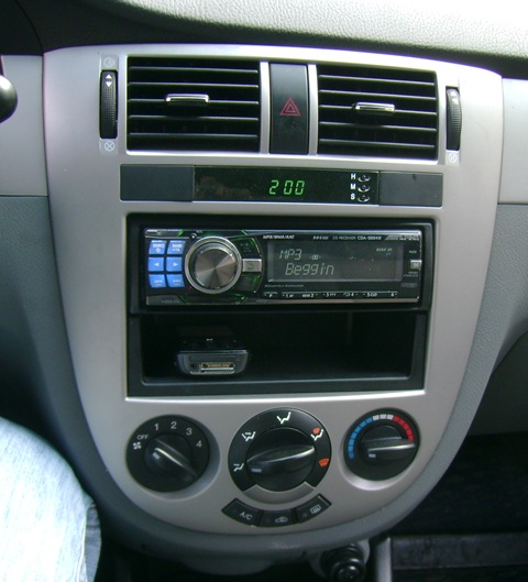 Автомагнитола лачетти. Штатная магнитола Шевроле Лачетти 2008 года. Штатная магнитола Шевроле Лачетти. Штатная магнитола на Chevrolet Lacetti. Штатная магнитола Лачетти седан.