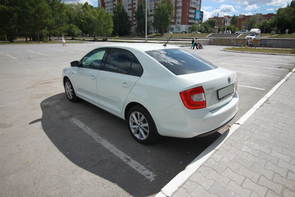 Rapid k 214. Шкода Рапид к026 196. Skoda Pure White. Белый Pure White Шкода. Шкода Рапид белого цвета Калининград.