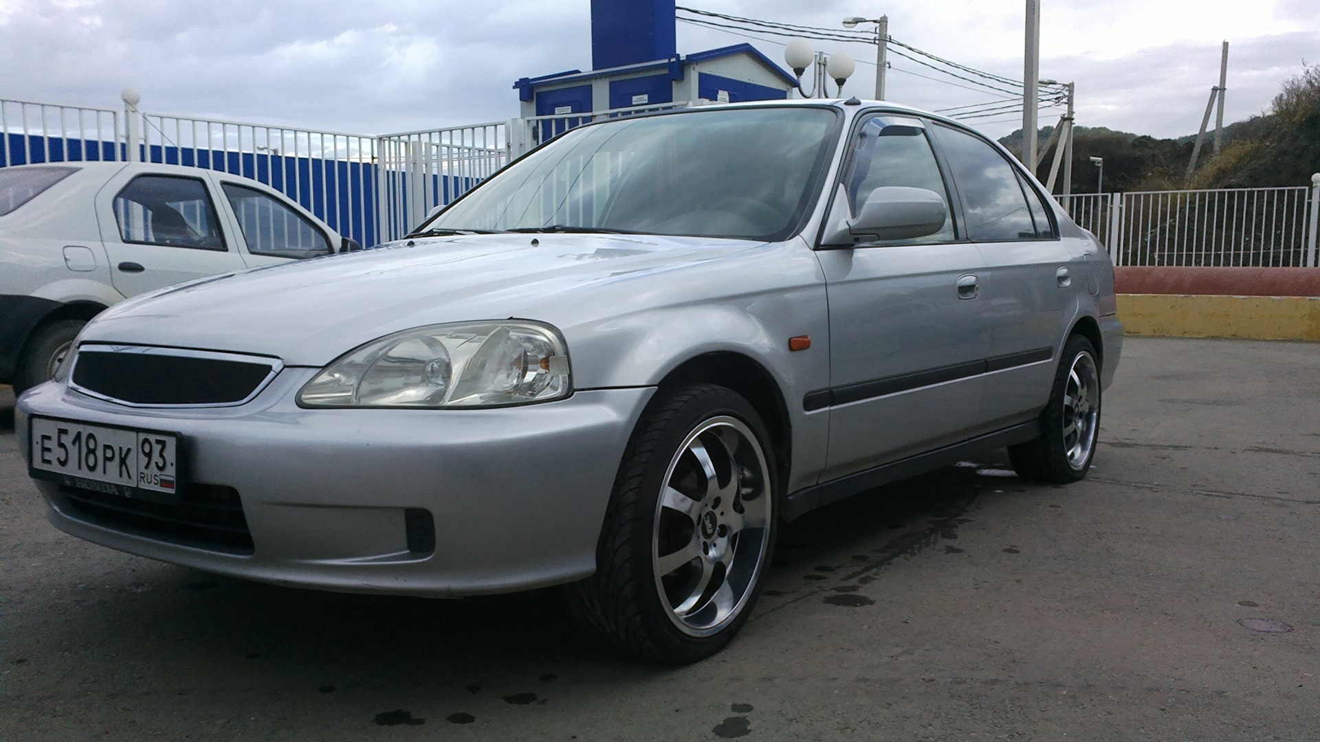 Honda Civic (6G) 1.6 бензиновый 1998 | Арабский Vtec-E на DRIVE2