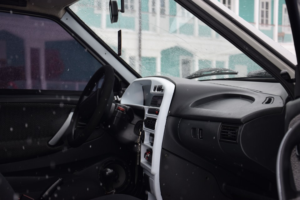 Торпеду ВАЗ 2114 в белый цвет — Lada 2114, 1,6 л, 2006 года ...