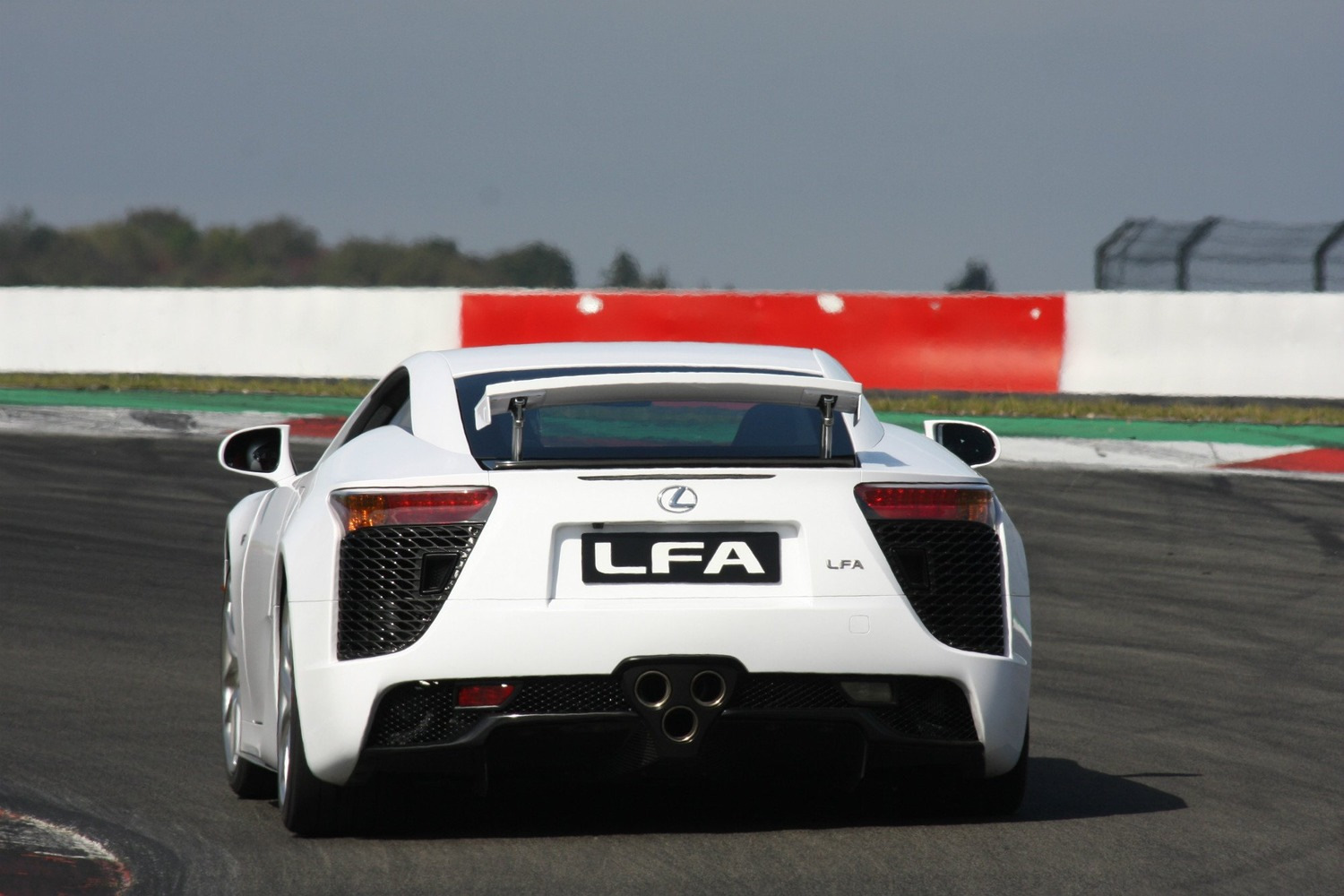 Lfa199. Lexus LFA 2010. Лексус ЛФА 2010. Купе Lexus LFA. 2011 Lexus LFA.