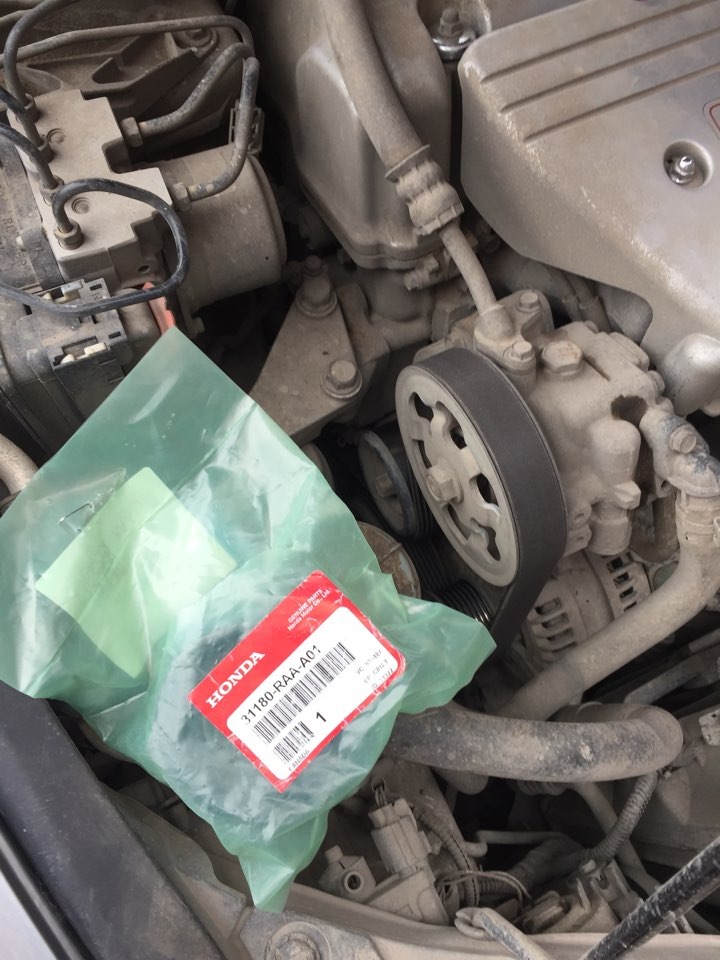 Шум ролика натяжителя — Honda Accord (7G), 2,4 л, 2006 года | своими ...