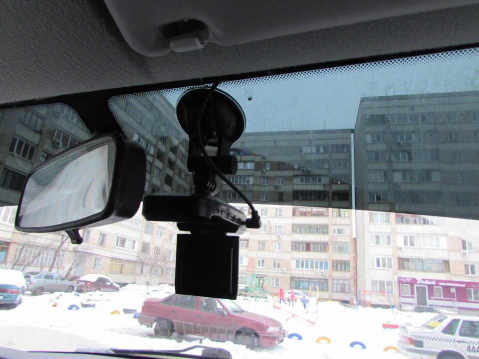 Подключение видео регистратора от габаритов — Lada Гранта, 1,6 л, 2014 ...