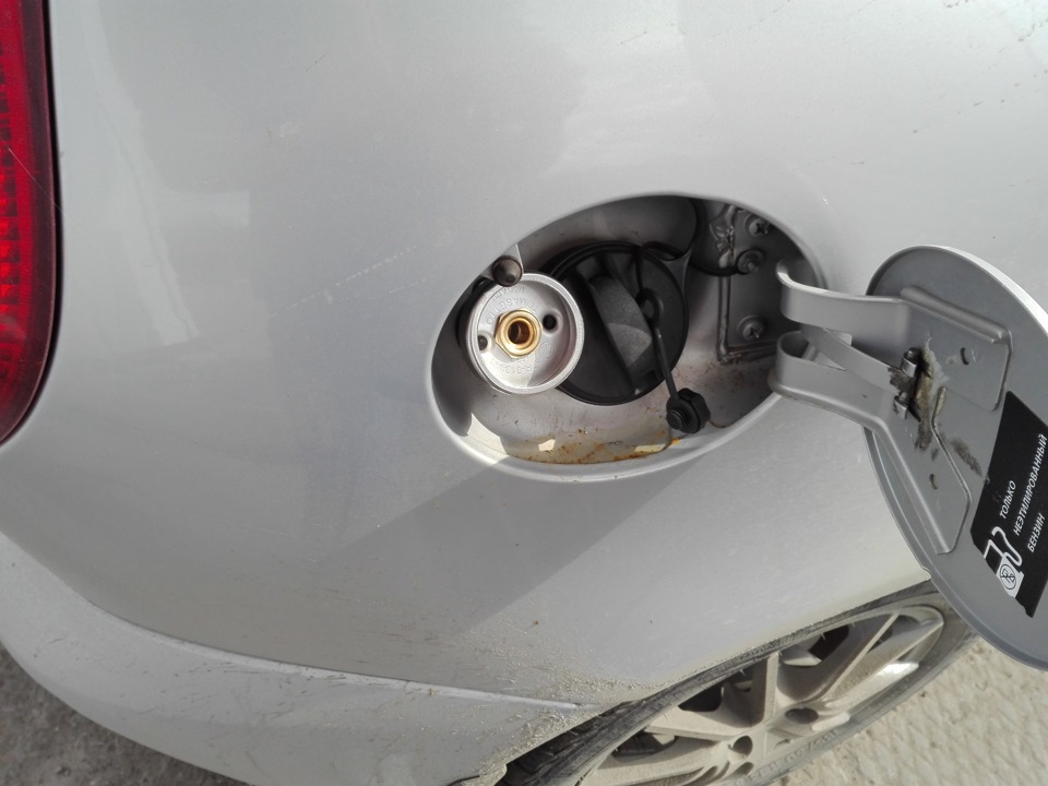 Заправляемся! — Lada Калина Хэтчбек (1G)