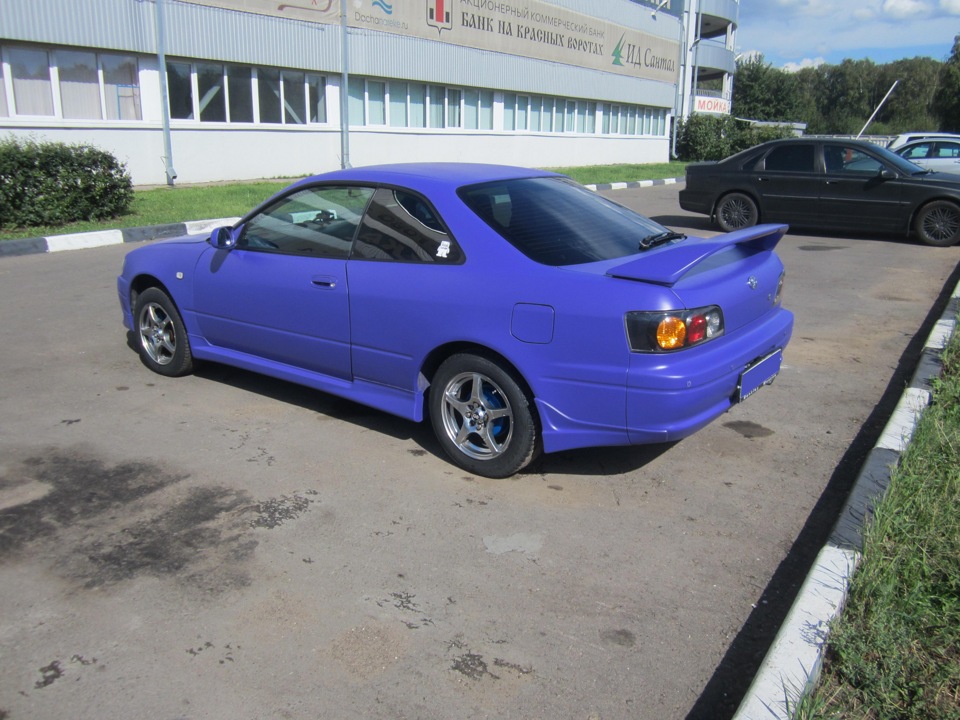 Toyota Levin ae111 черный