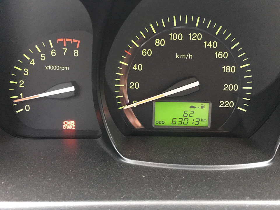 Замена масла, чистка дросселя, замена подшипника в паразитном ролике ...