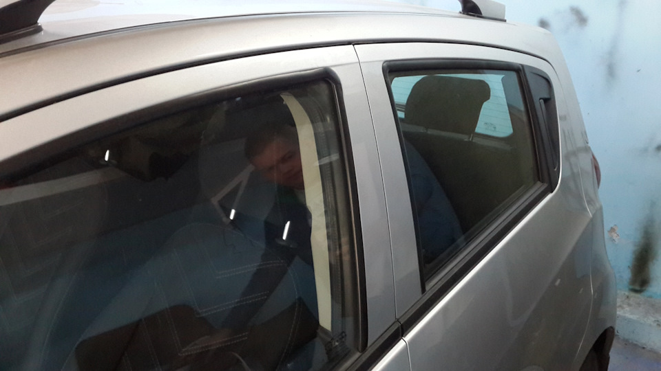 наклейка на стойки — Chevrolet Spark (M300), 1,2 л, 2015 года ...