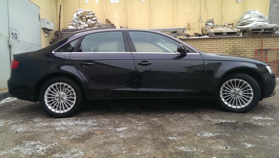 320 b 8 40 10. Audi a4 b8 225 55 17. 245/45 R17 на Audi a4 b8. Колеса 215 55 17 Ауди а4 b8. Размер резины Audi s8 d3 r 19.