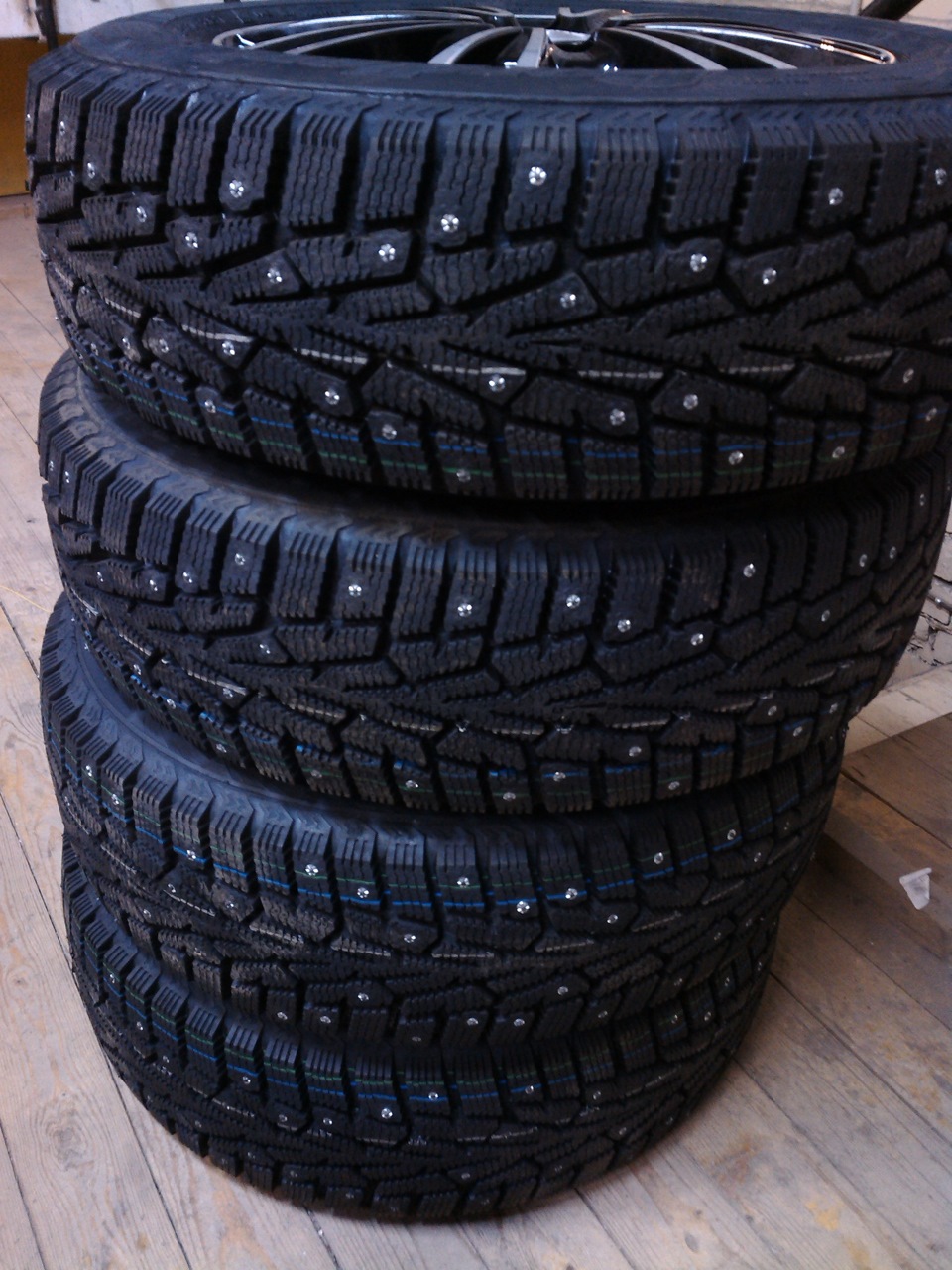 Зима Snow Cross 185/65 R14 — Lada Калина 2 универсал, 1,6 л, 2013 года |  шины | DRIVE2