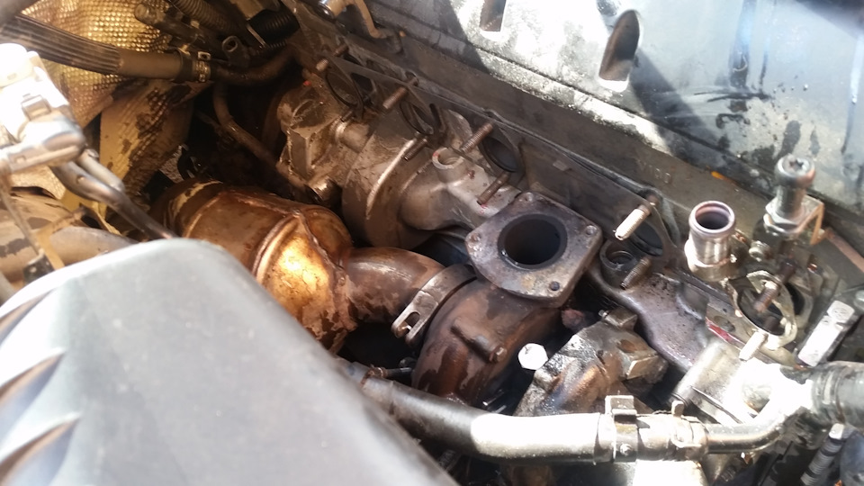 Трещина в выпускном коллекторе 2.5 tdi — DRIVE2