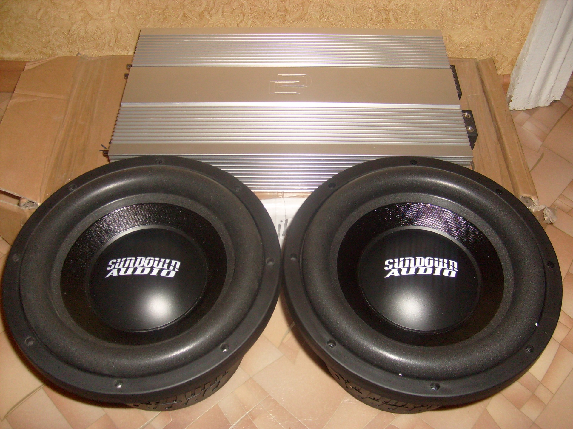 Sundown audio sa12 короб. Короб под 2*12 приора хэтчбек. 2 са 12. 2 са 12. Sundown audio x12v2 или z12v3.