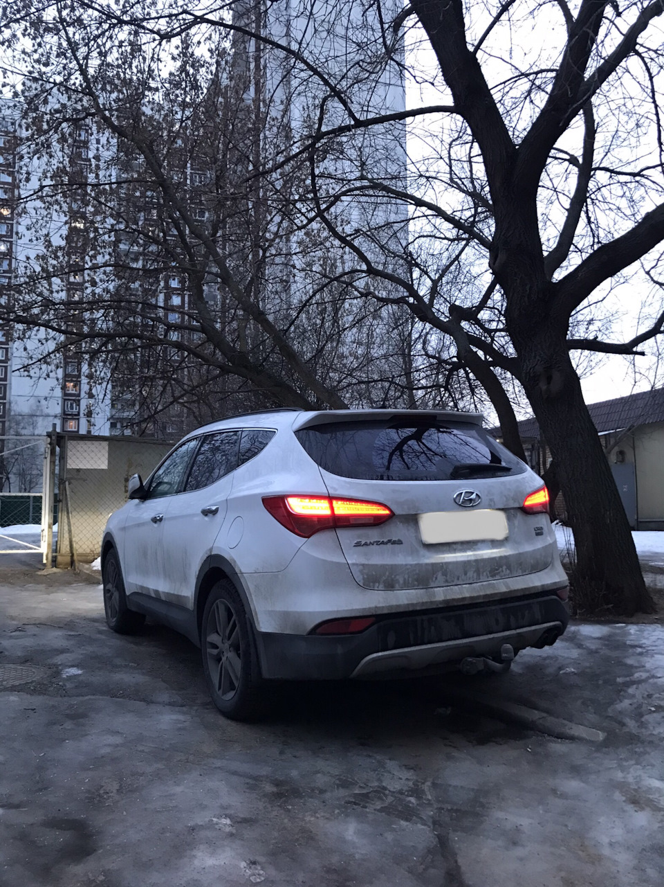 #12. Ремонт кнопки багажника — Hyundai Santa Fe (3G), 2,2 л, 2013 года ...
