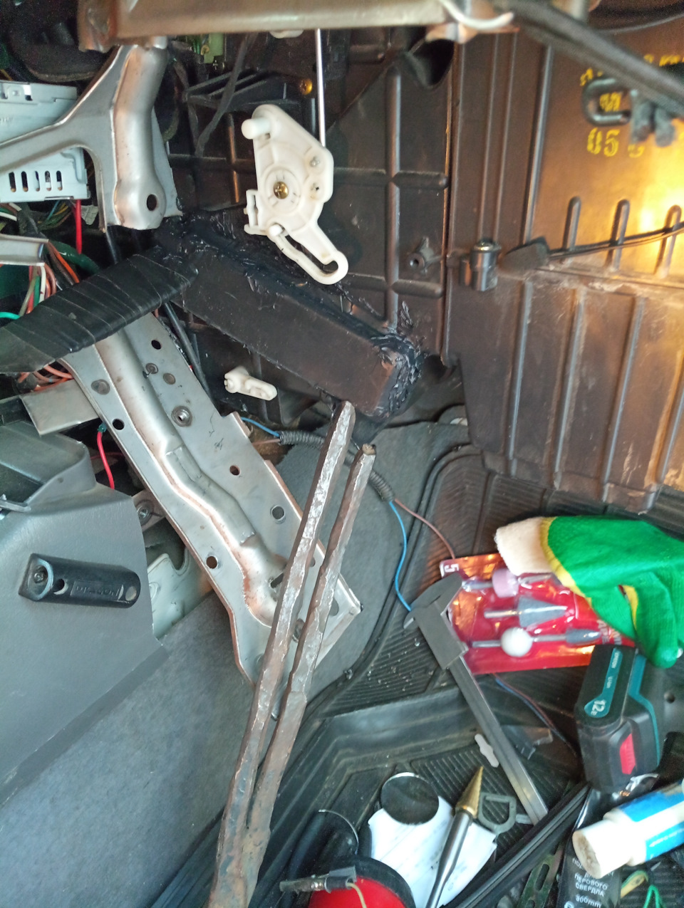 Фото в бортжурнале KIA Sportage (1G)