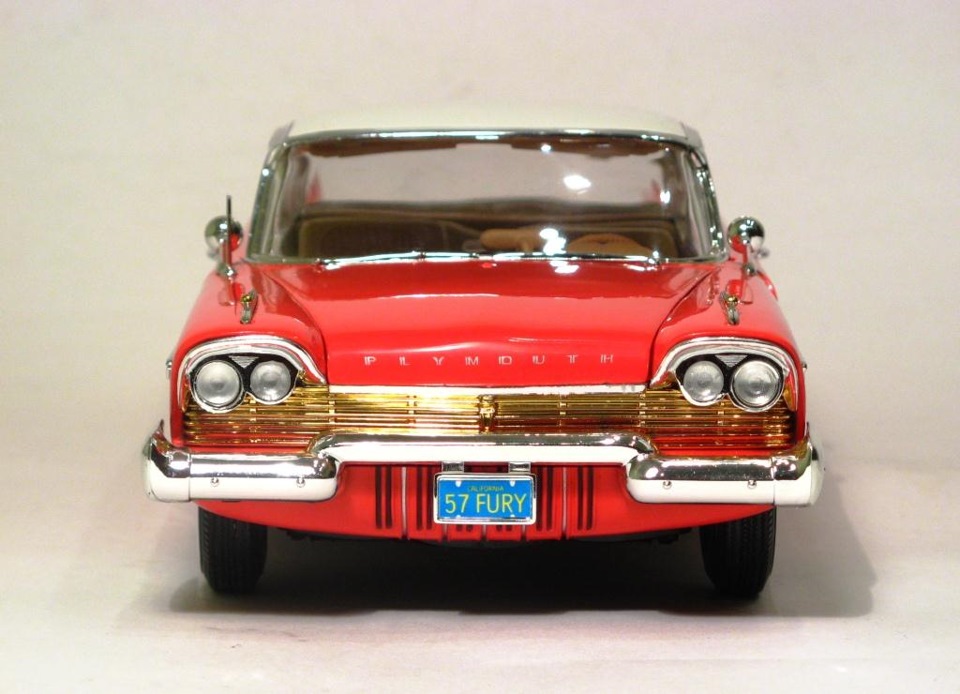 Плимут Фьюри 1957. Plymouth Fury 1957. Плимут Фьюри 1:18. Plymouth Fury 1957 Christine.