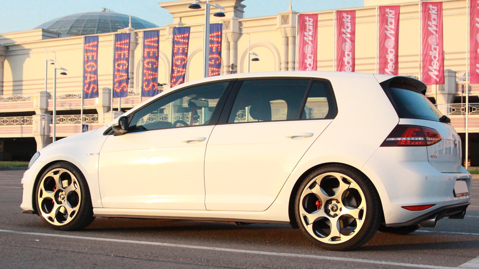 Диски Volkswagen Golf GTI