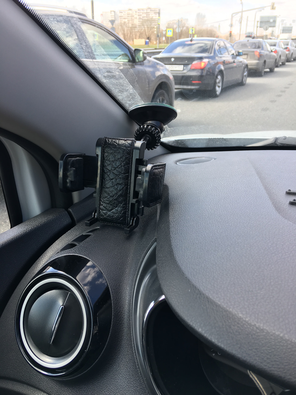 Renault kaptur климпт. Блок эра глонасс рено каптур. Рено каптюр видеорегистратор. Переходник для видеорегистратора renault kaptur. Рено каптур видеорегистратор.