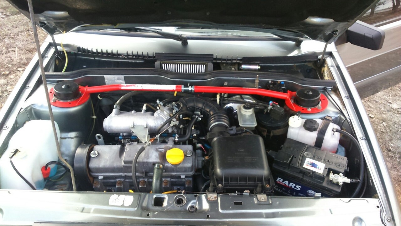Замена двигателя 2115. ВАЗ 2115 двигатель 1.5. Двигатель ВАЗ 2115 инжектор 8 клапанов.