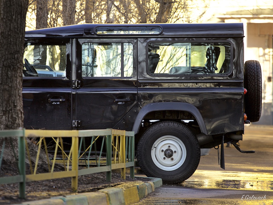 Defender 26019