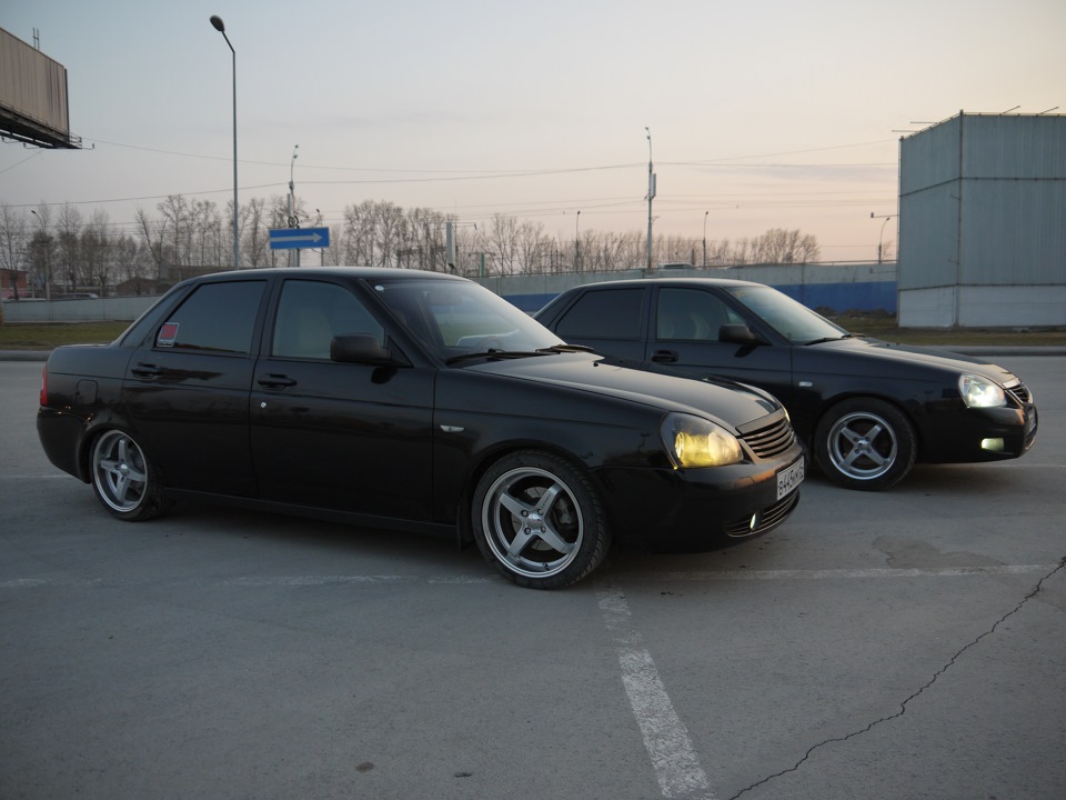 Два Седана … — Lada Приора седан, 2008 года | встреча | DRIVE2
