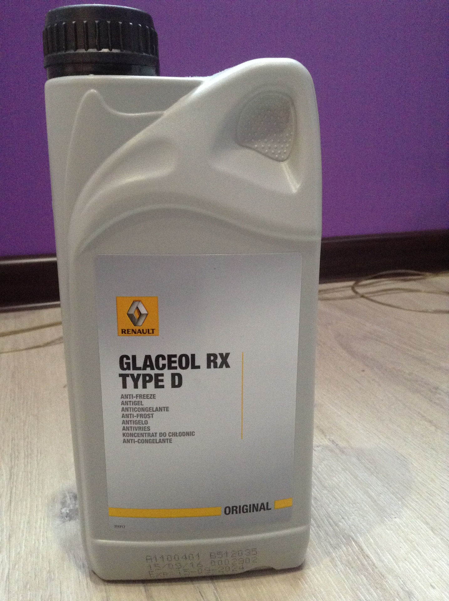 Антифриз glaceol rx type d. Renault Glaceol RX Type d. Антифриз Дастер 2.0. Рено антифриз оригинал.