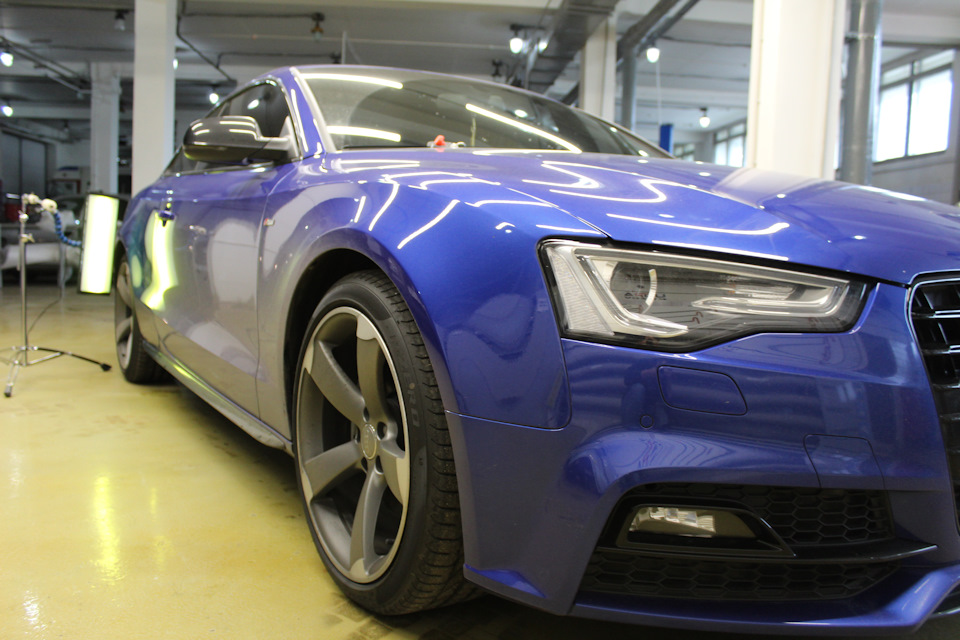 Парковочная вмятина. Audi S5 — ремонт крыла БЕЗ покраски. — ULTRAkuzov ...