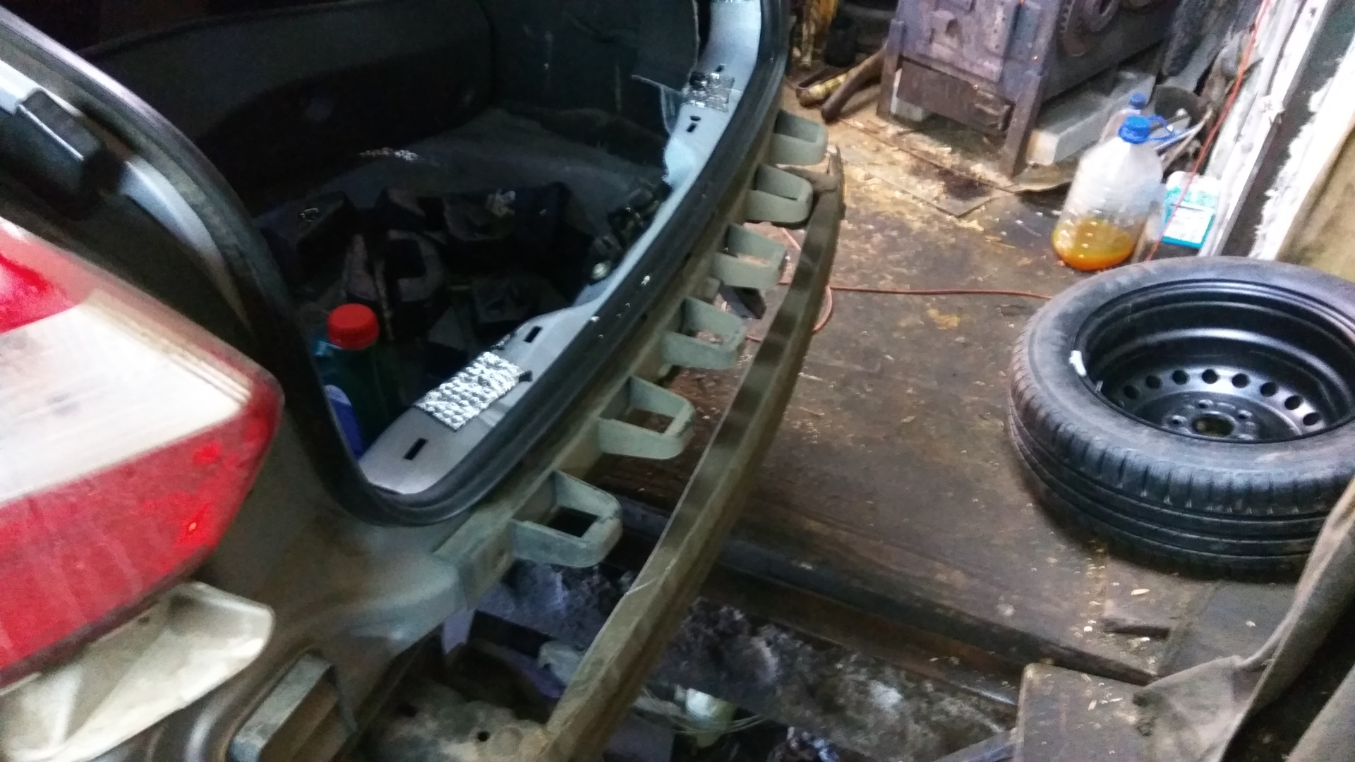 Течь в подводной лодке, латаем дыры! — Ford Focus III Hatchback, 1,6 л ...