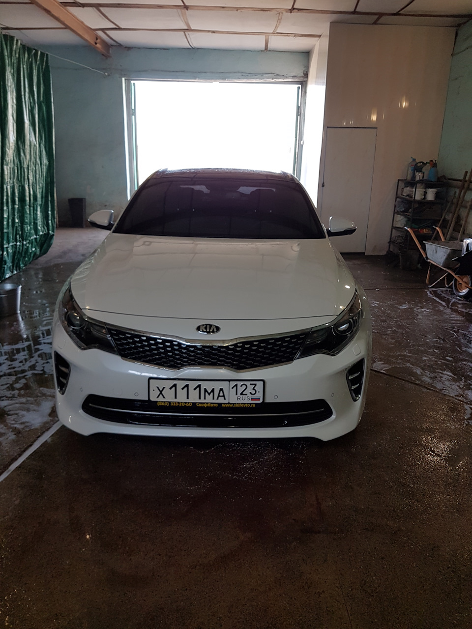 Сейчас Kia Optima на мойки