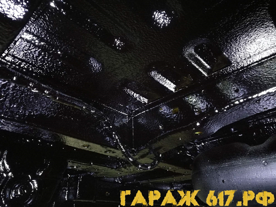 Антикоррозийная обработка петербург. Антикор днища. Днище автомобиля. Обработка днища автомобиля антикором своими руками. Прорезиненная крошка для днища машины