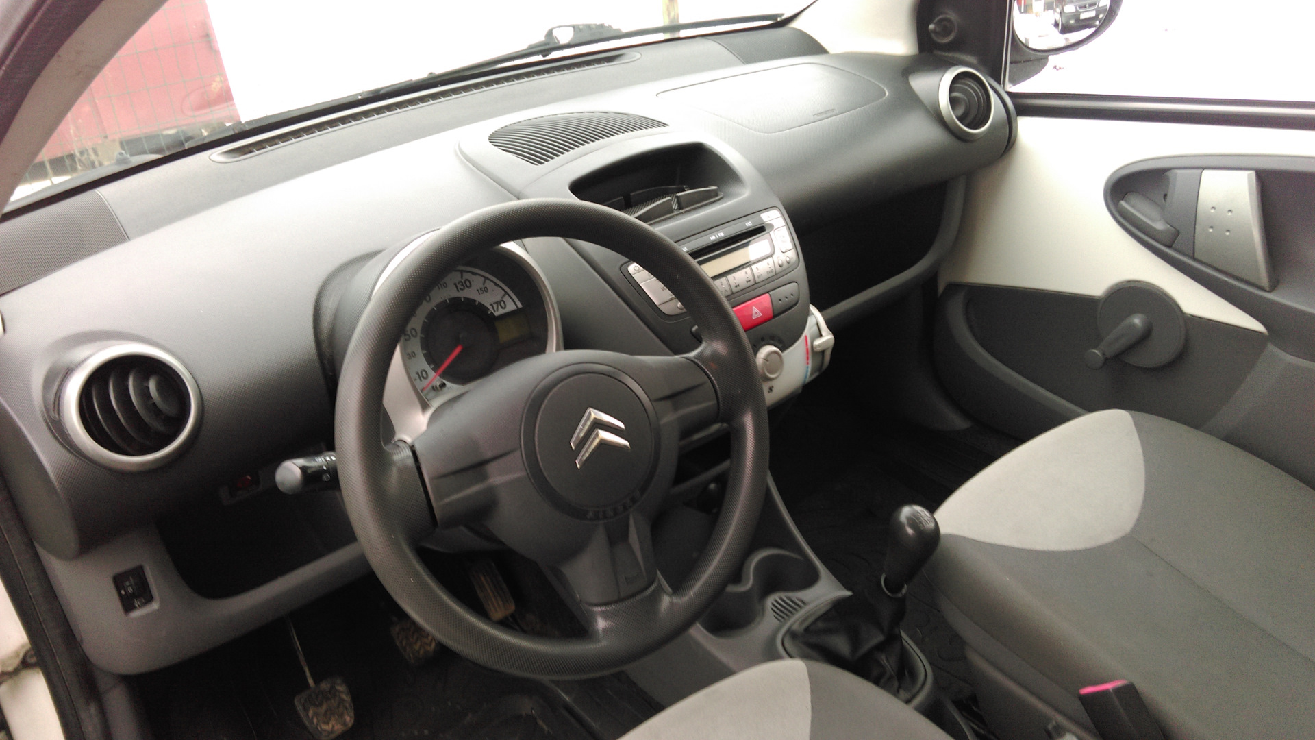 Citroen C1 (1G) 1.0 бензиновый 2008 | МКПП на DRIVE2