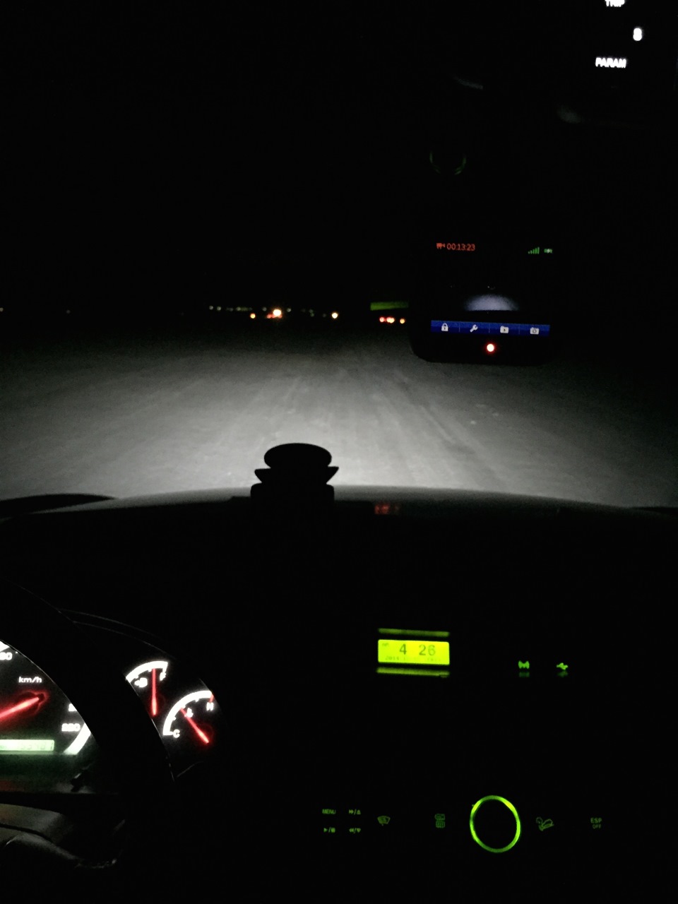 Вид на заснеженную дорогу — SsangYong Rexton (2G)