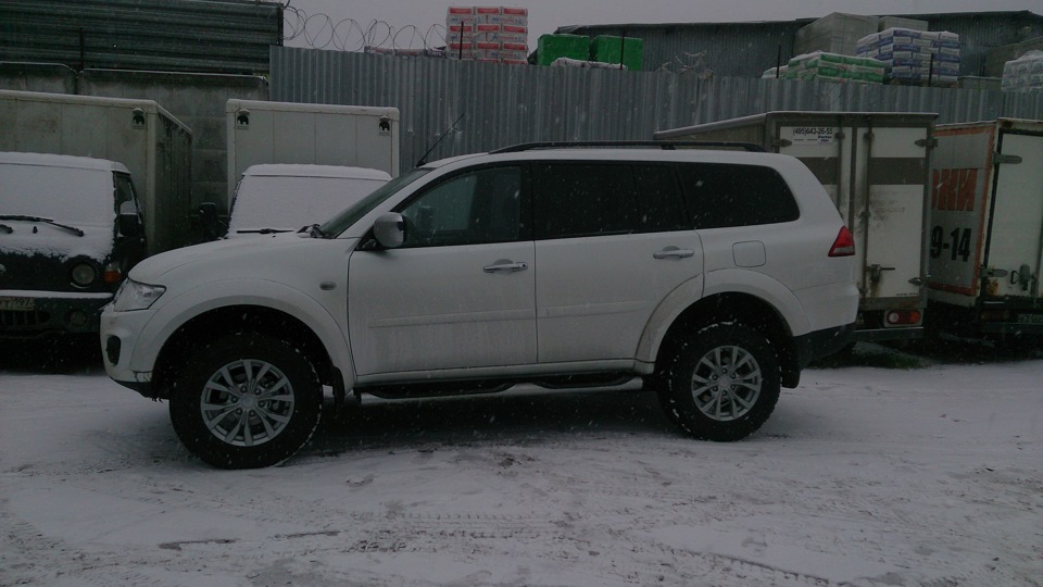 Mitsubishi Pajero Sport Пароход