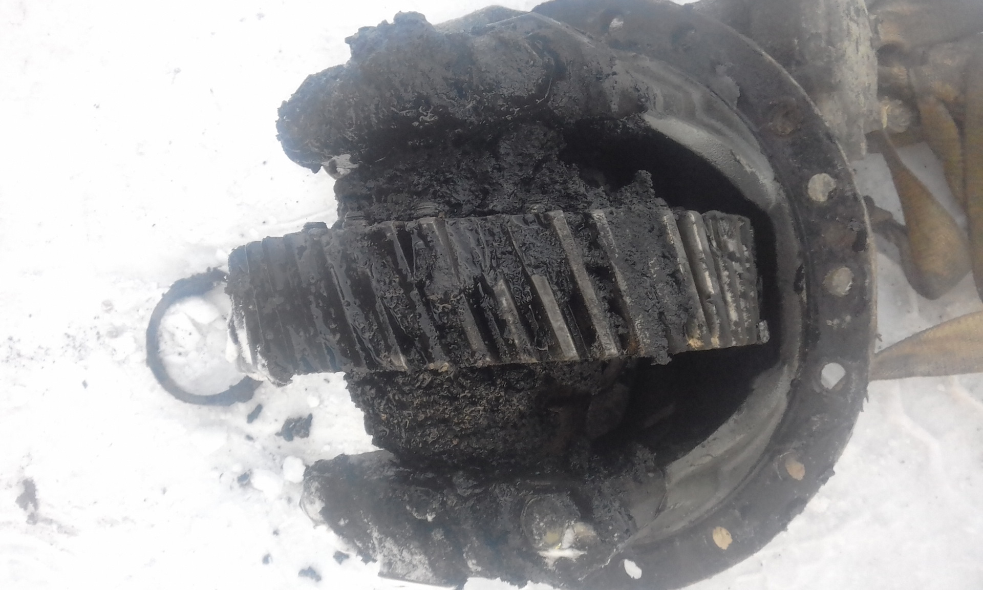 53205-2502011-20 передача главная среднего моста. чулок моста камаз 55111. камаз 55111 редуктор заднего моста в сборе. сапун редуктора камаз 6520. масло в коробку камаз 55111.