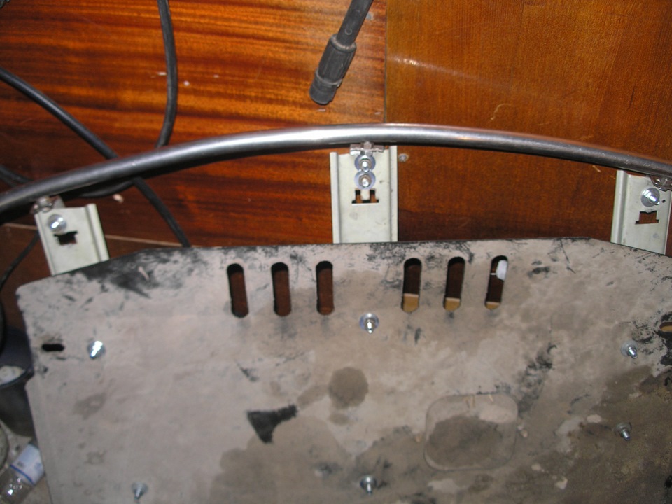 Крепеж — Ford Fusion