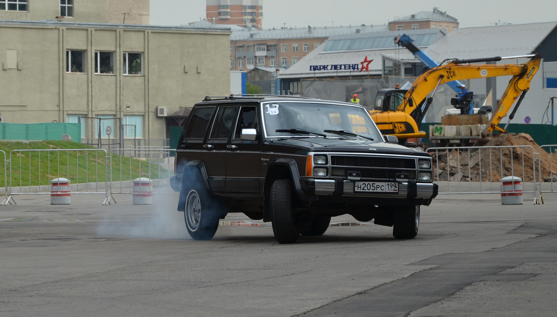 ЯнгТаймерФест 2017 Часть 2я. — Jeep Wagoneer, 4 л, 1990 года | встреча |  DRIVE2