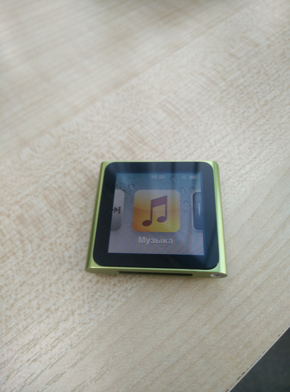 Дружба с iPod — Ford Fiesta (Mk VI), 1 л, 2013 года | автозвук | DRIVE2