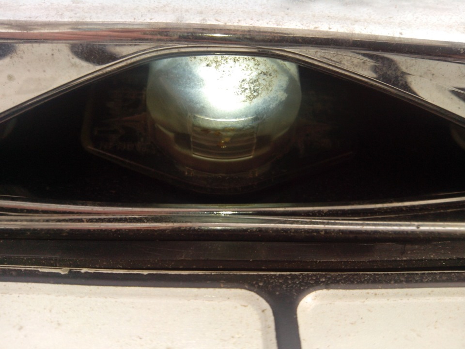 Замена лампочки подсветки номера хонда срв 2 поколения - Большой ...