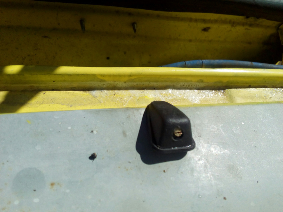 установка веерных форсунок (писалок) омывателя лобового стекла — LADA ...